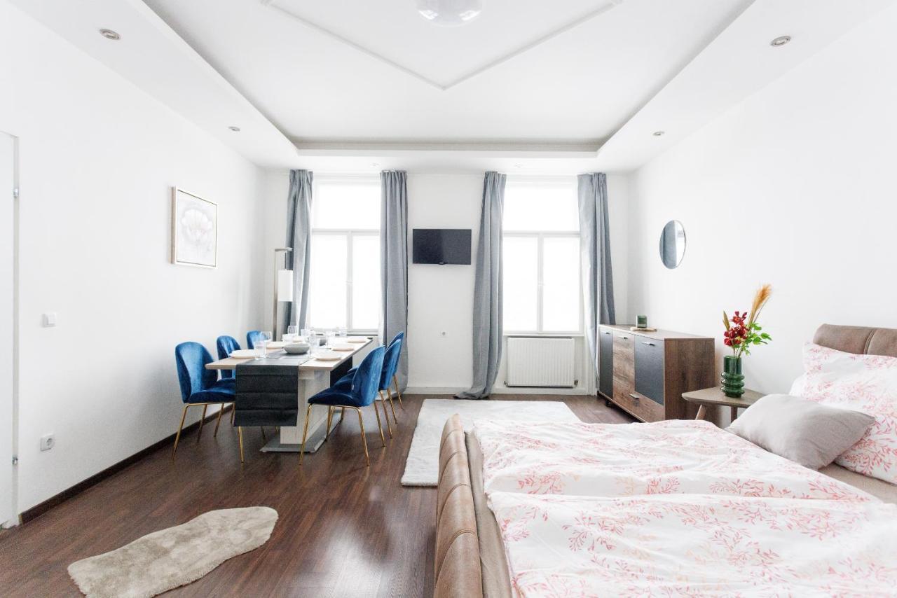 Central, Modern, Big Apartment Виена Екстериор снимка